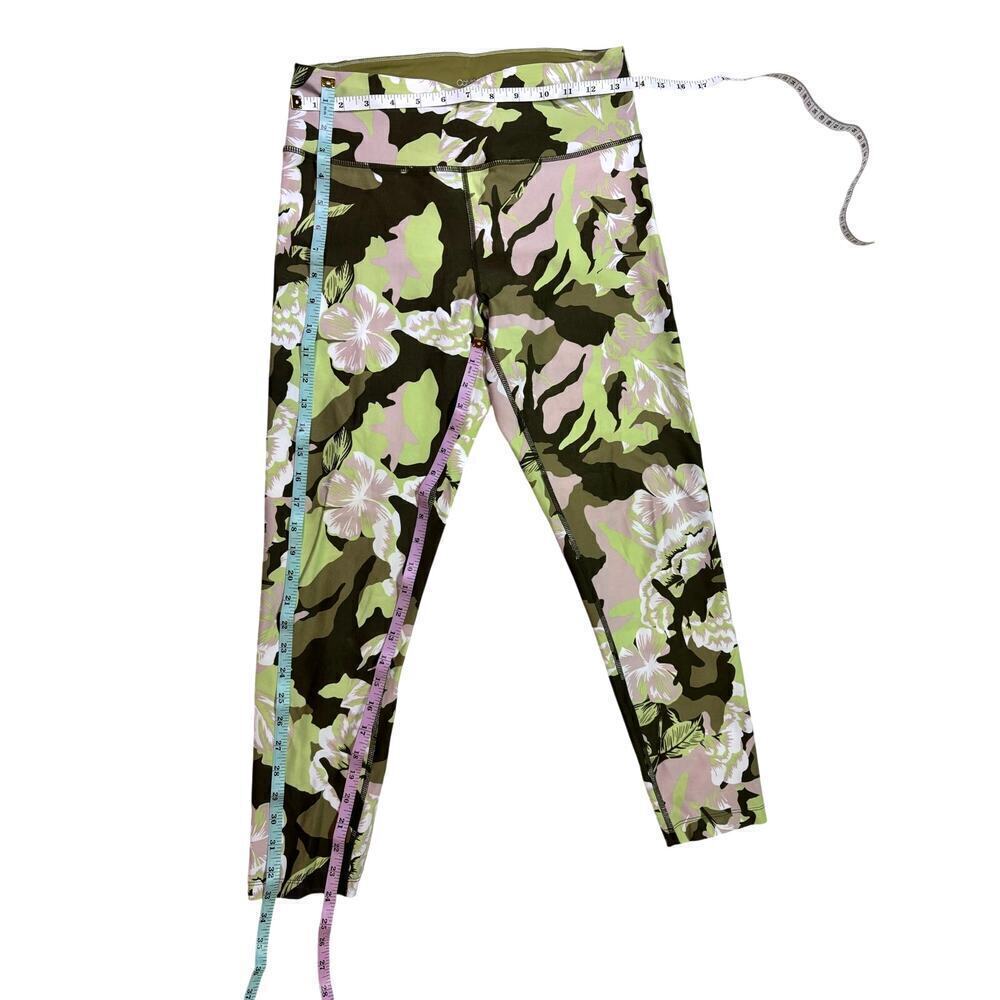 2 Pair of Cropped Leggings Women's Medium Calvin Klein & Gap Fit Yoga, Athletic - Picture 6 of 10